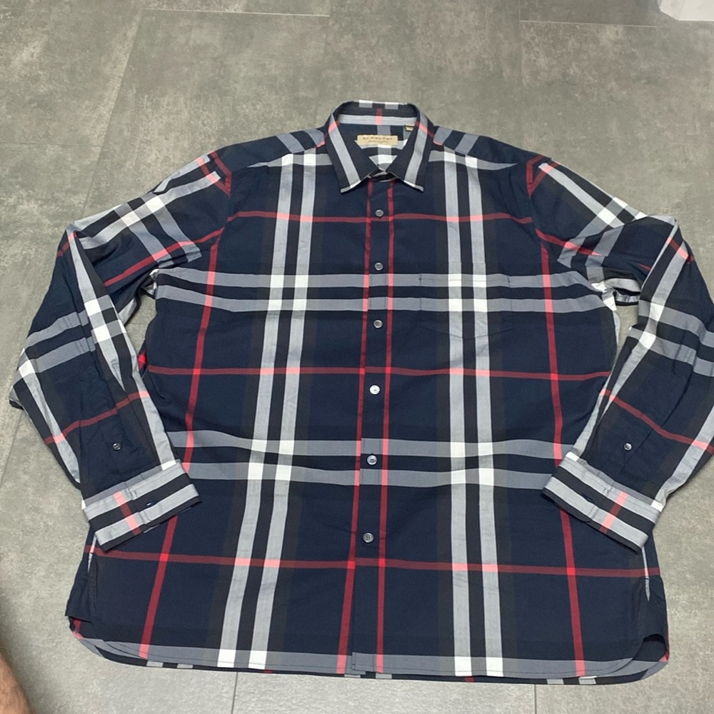 Authentic BNWOT Burberry London Check Button-Down